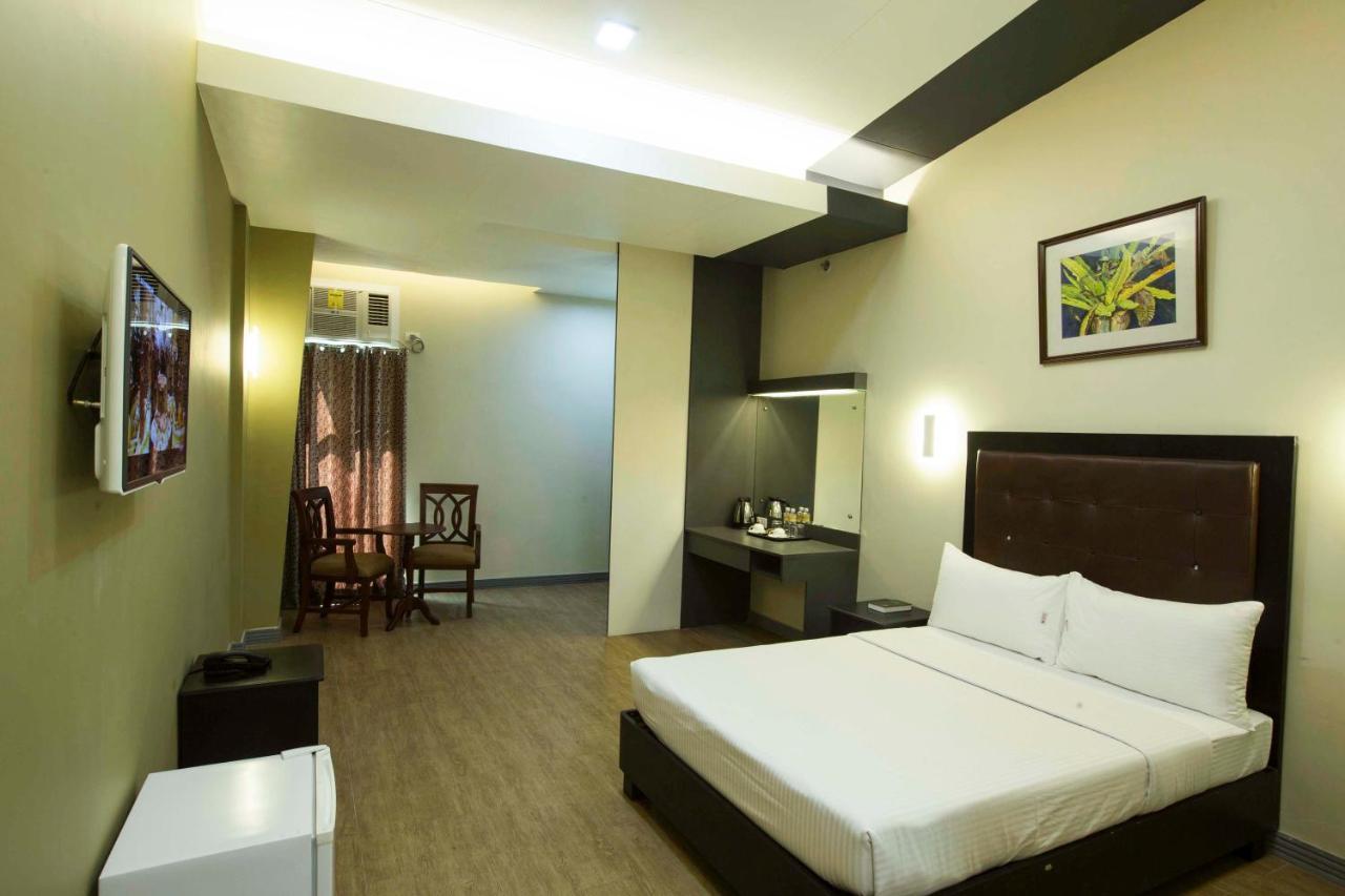 โรงแรม ลักกี9 บัดเจ็ท Tagum ภายนอก รูปภาพ