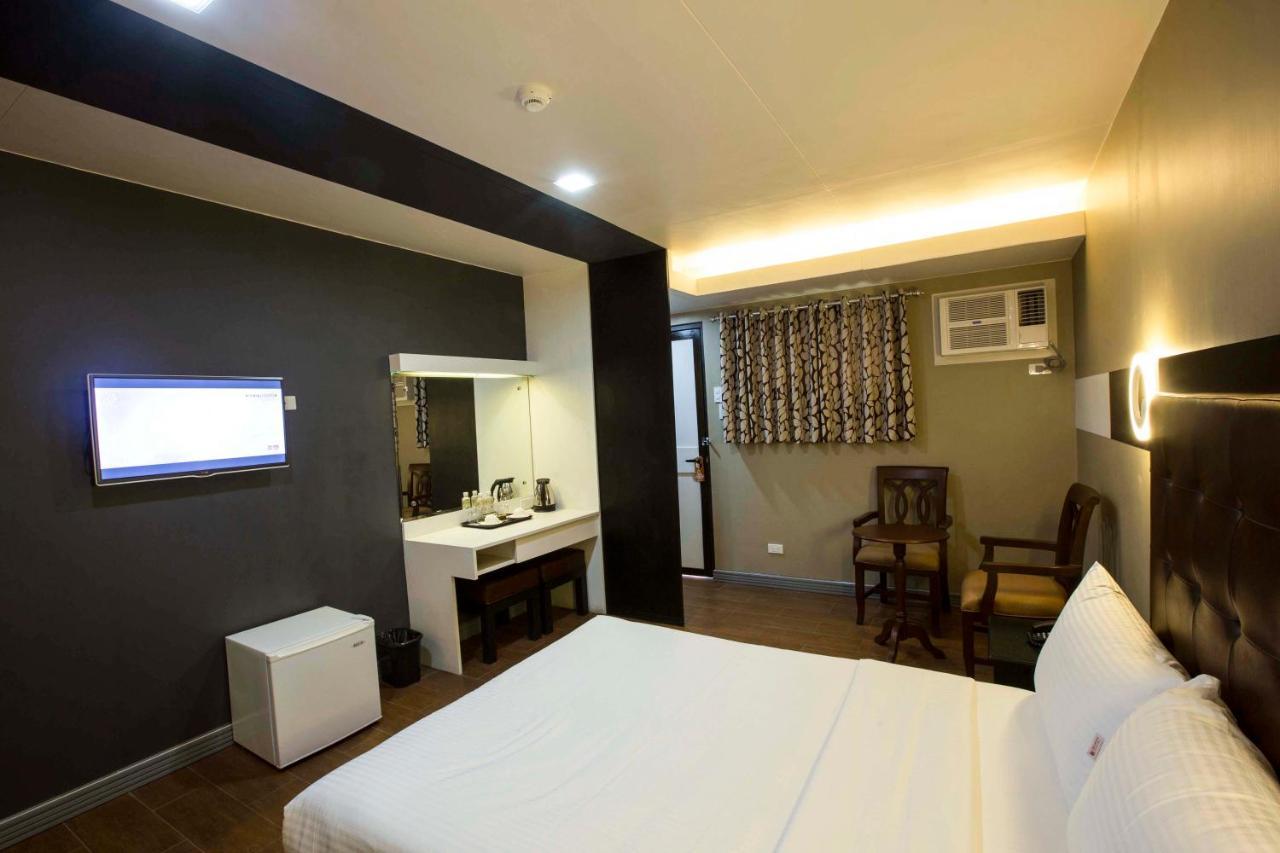 โรงแรม ลักกี9 บัดเจ็ท Tagum ภายนอก รูปภาพ