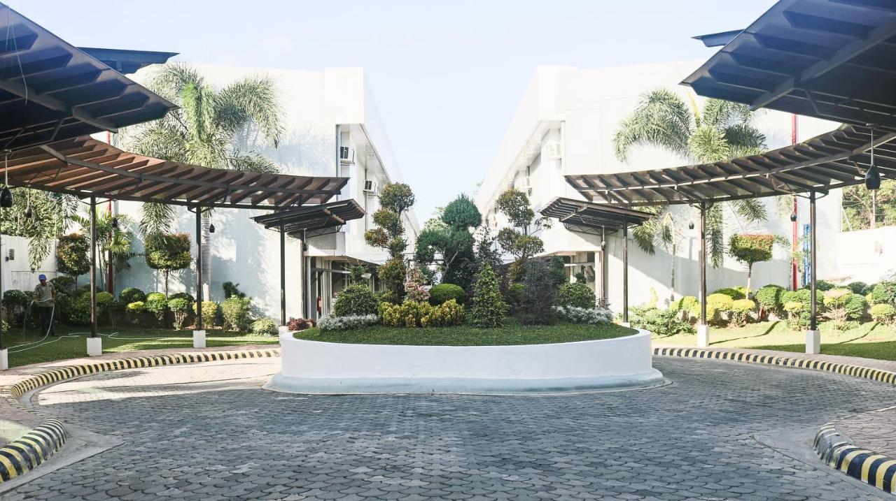 โรงแรม ลักกี9 บัดเจ็ท Tagum ภายนอก รูปภาพ